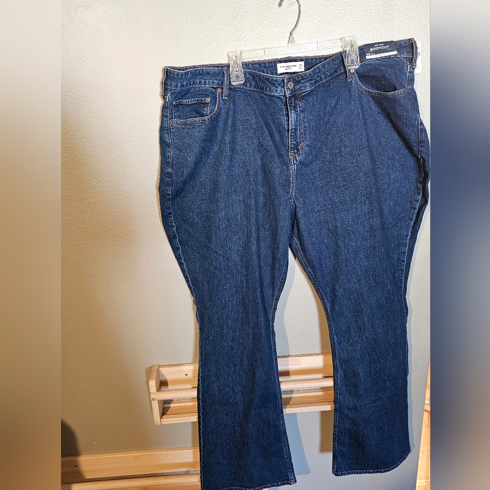 Abercrombe Blue Denim Jeans Brand New!  Curve Love
